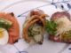 Smørrebrød mit Lachs, Schweinebraten und Roastbeef